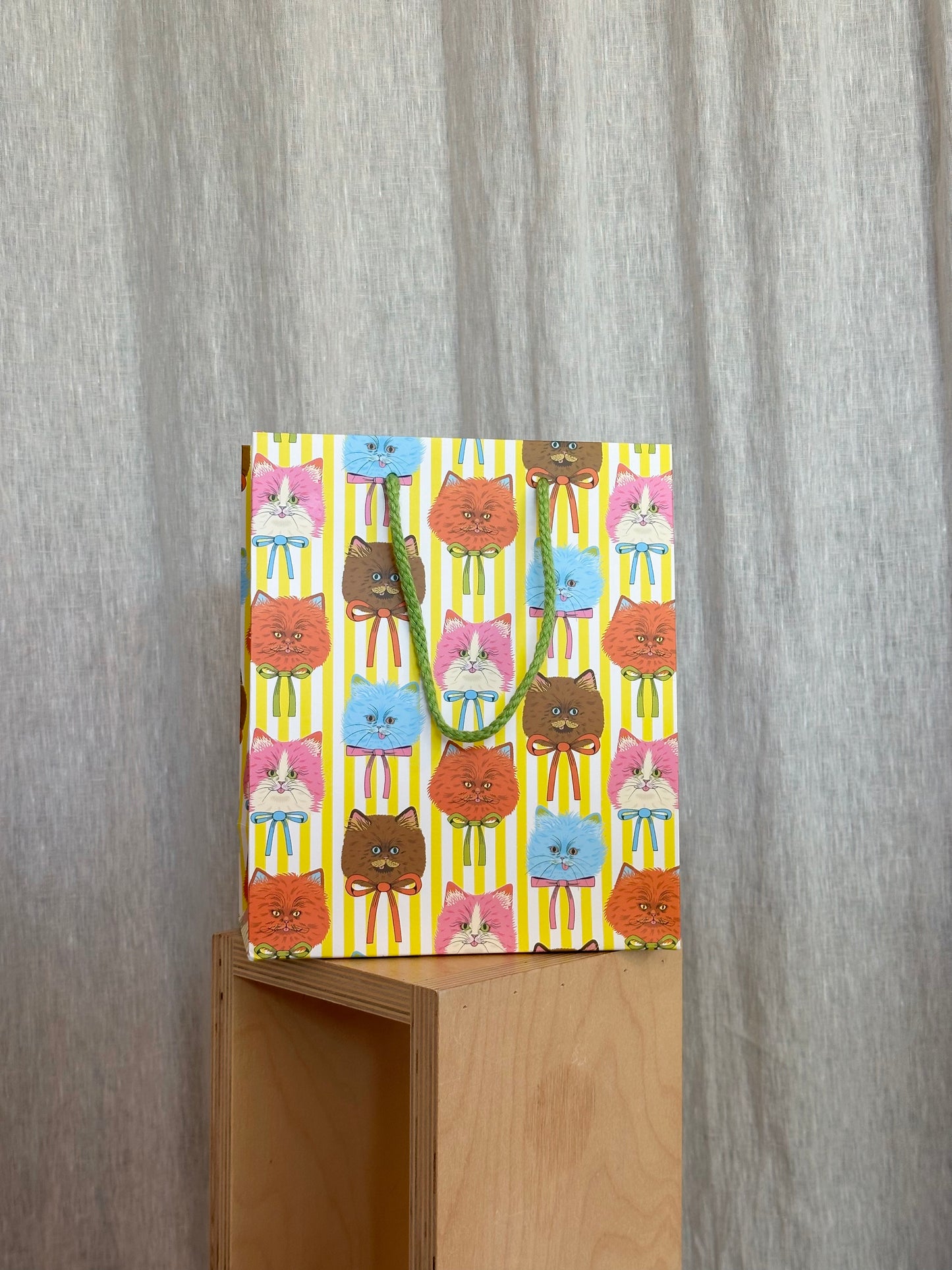 Très Magnifique Gift bag | Medium