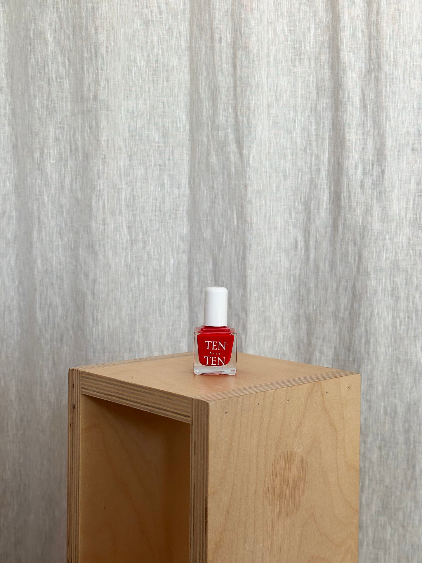 LA Nail Polish