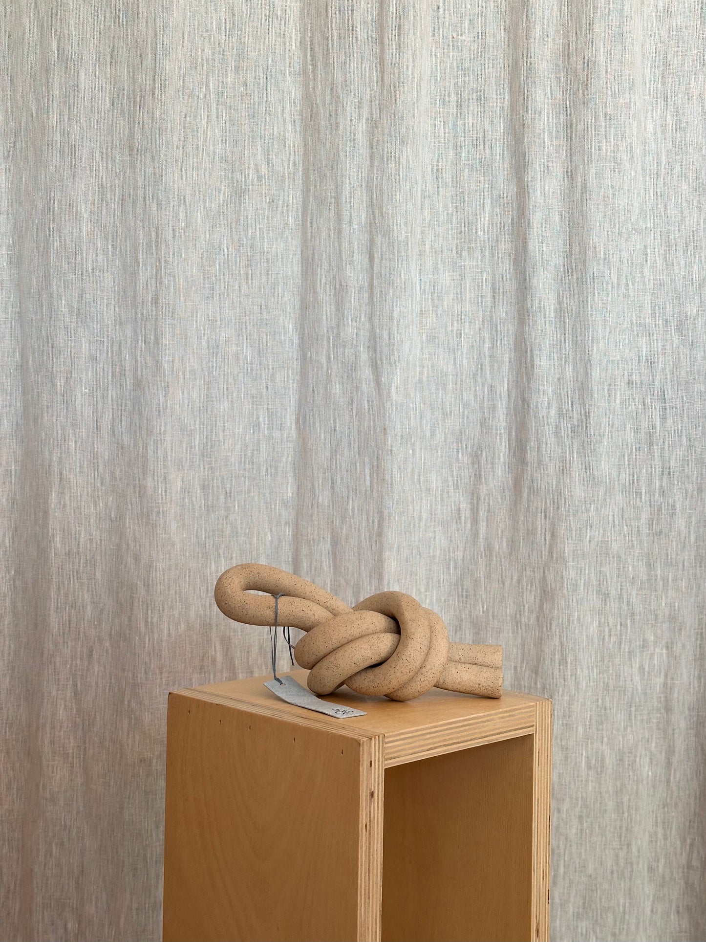 Overhand Knot - Raw Speckled