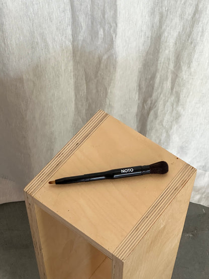 Lip + Cheek Duo Brush