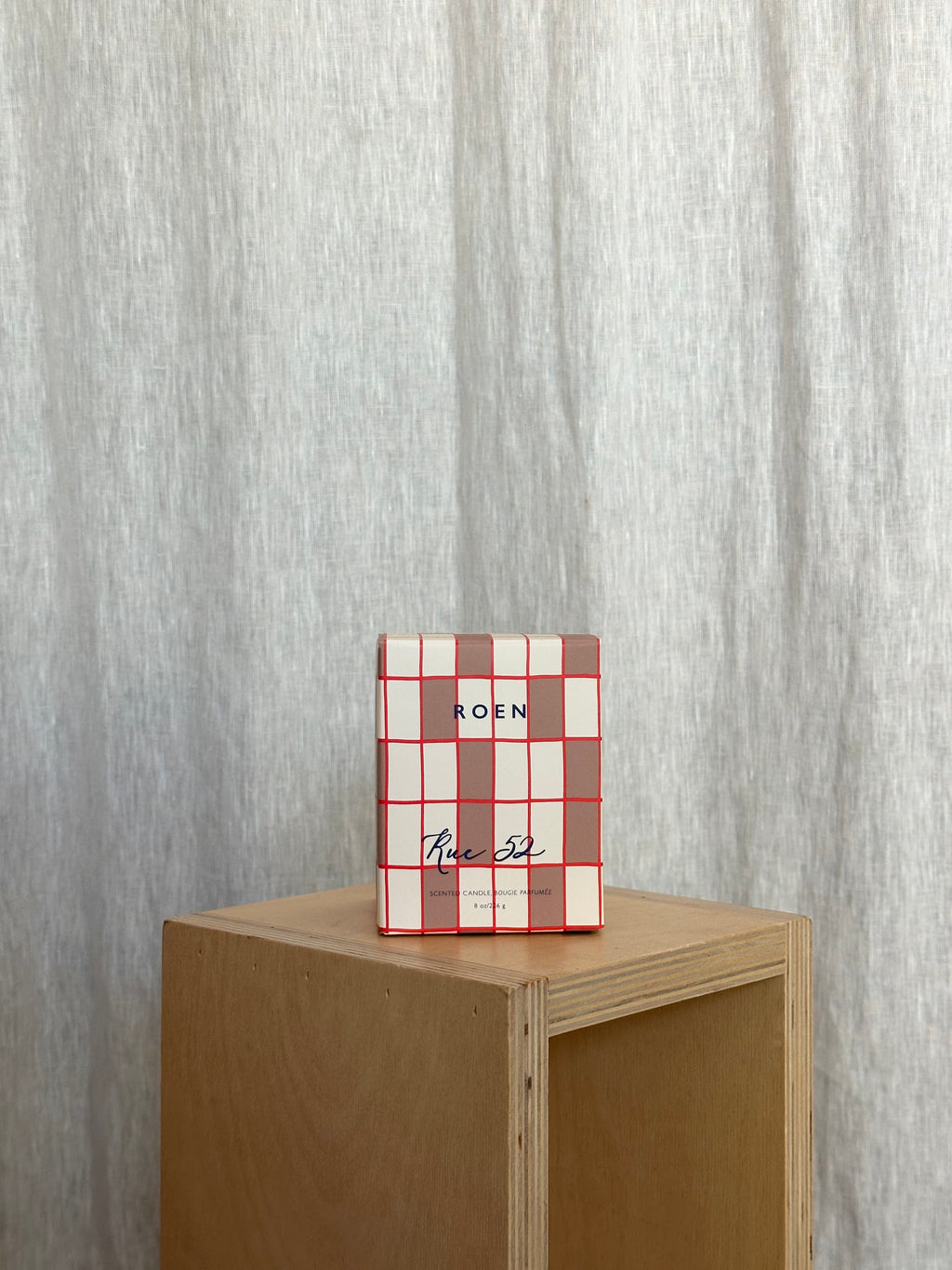 Rue 52 Candle