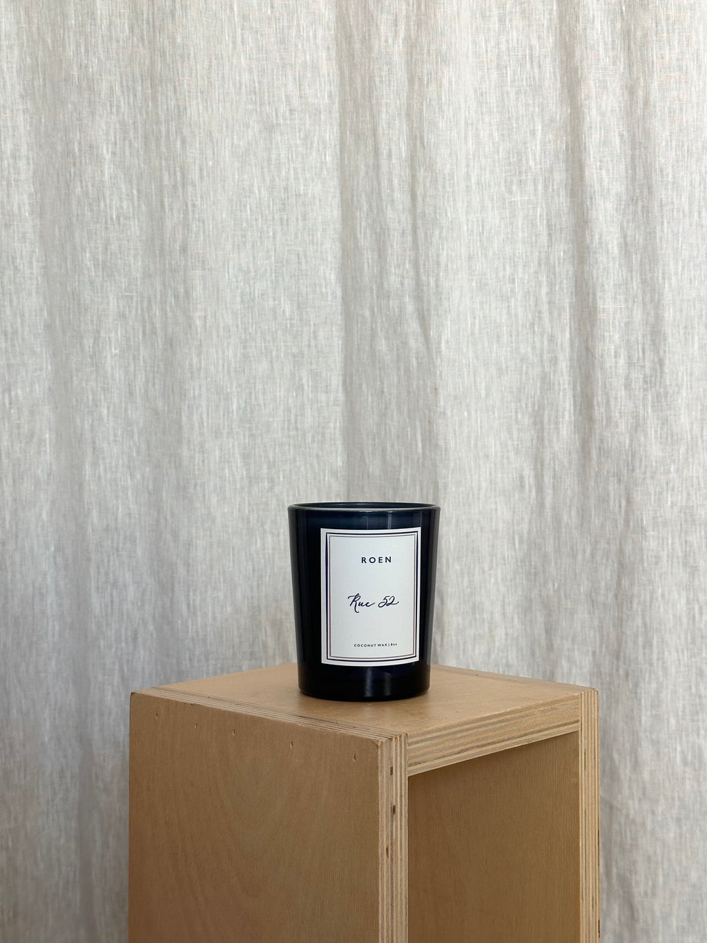 Rue 52 Candle