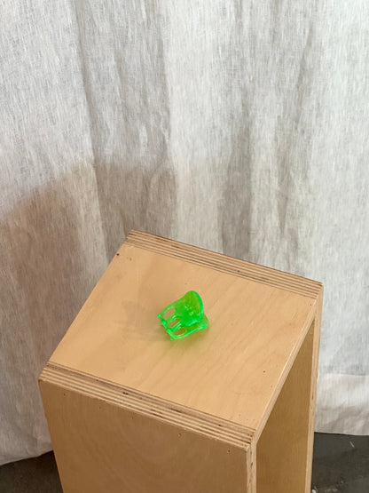 Mini Claw in Uranium