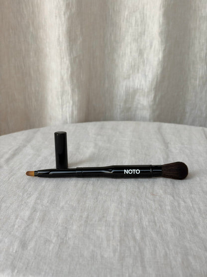 Lip + Cheek Duo Brush