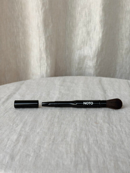 Lip + Cheek Duo Brush