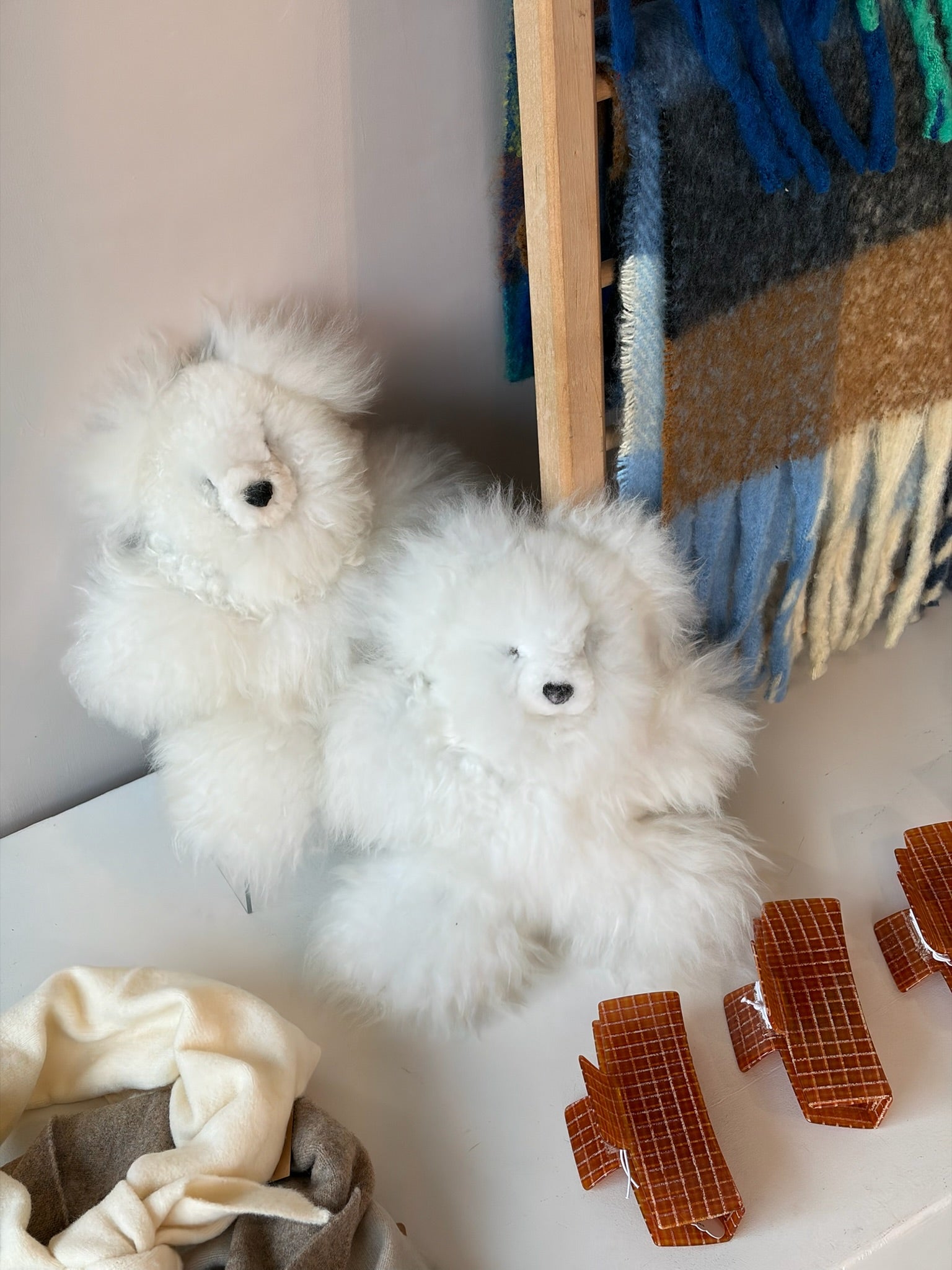 Alpaca Bear - White - Medium