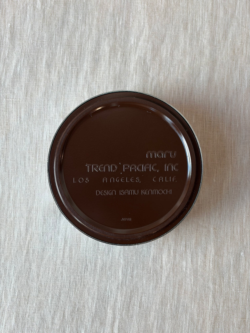 Maroon Maru Ash Tray