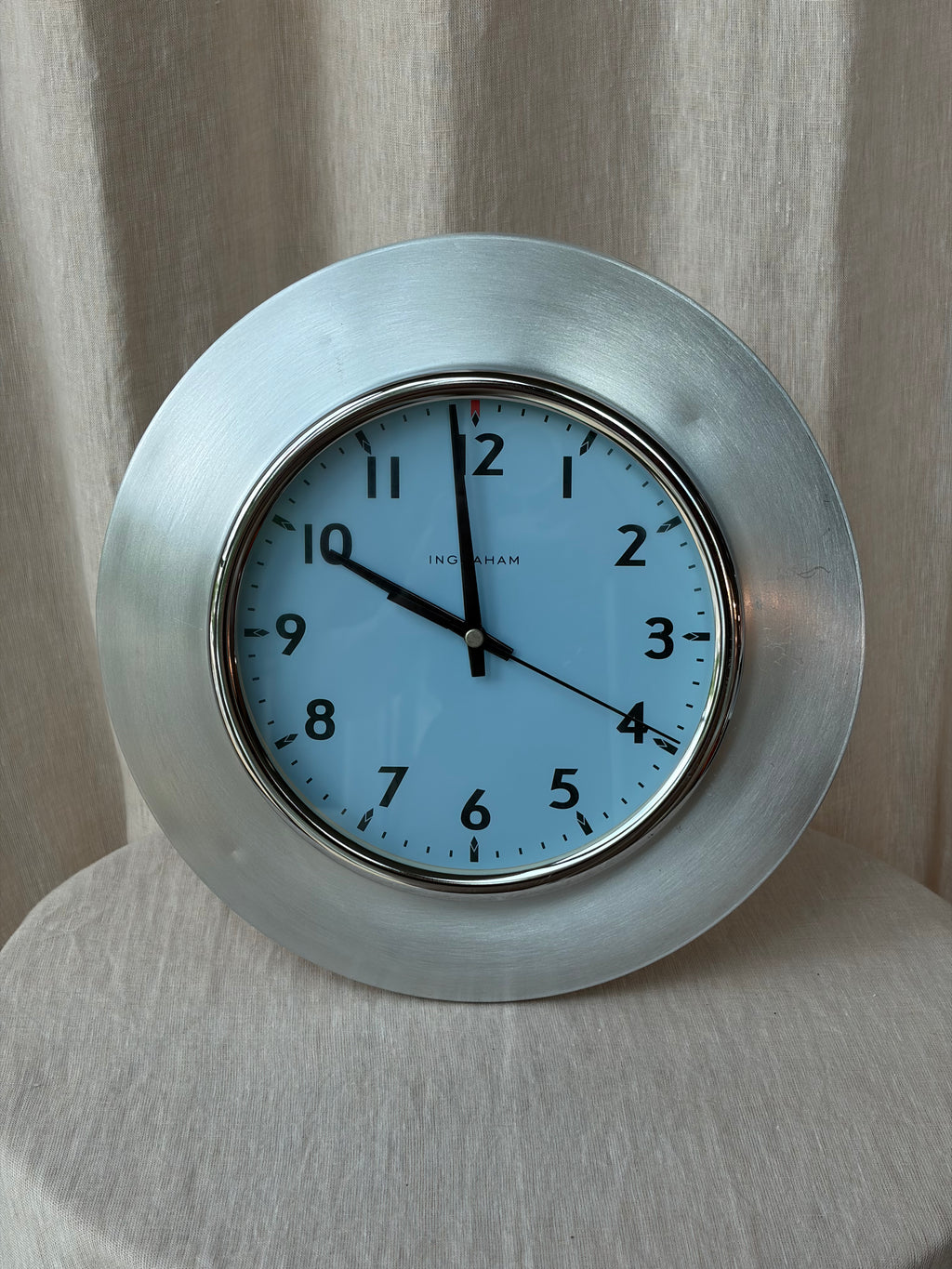 Inangraham Blue Clock