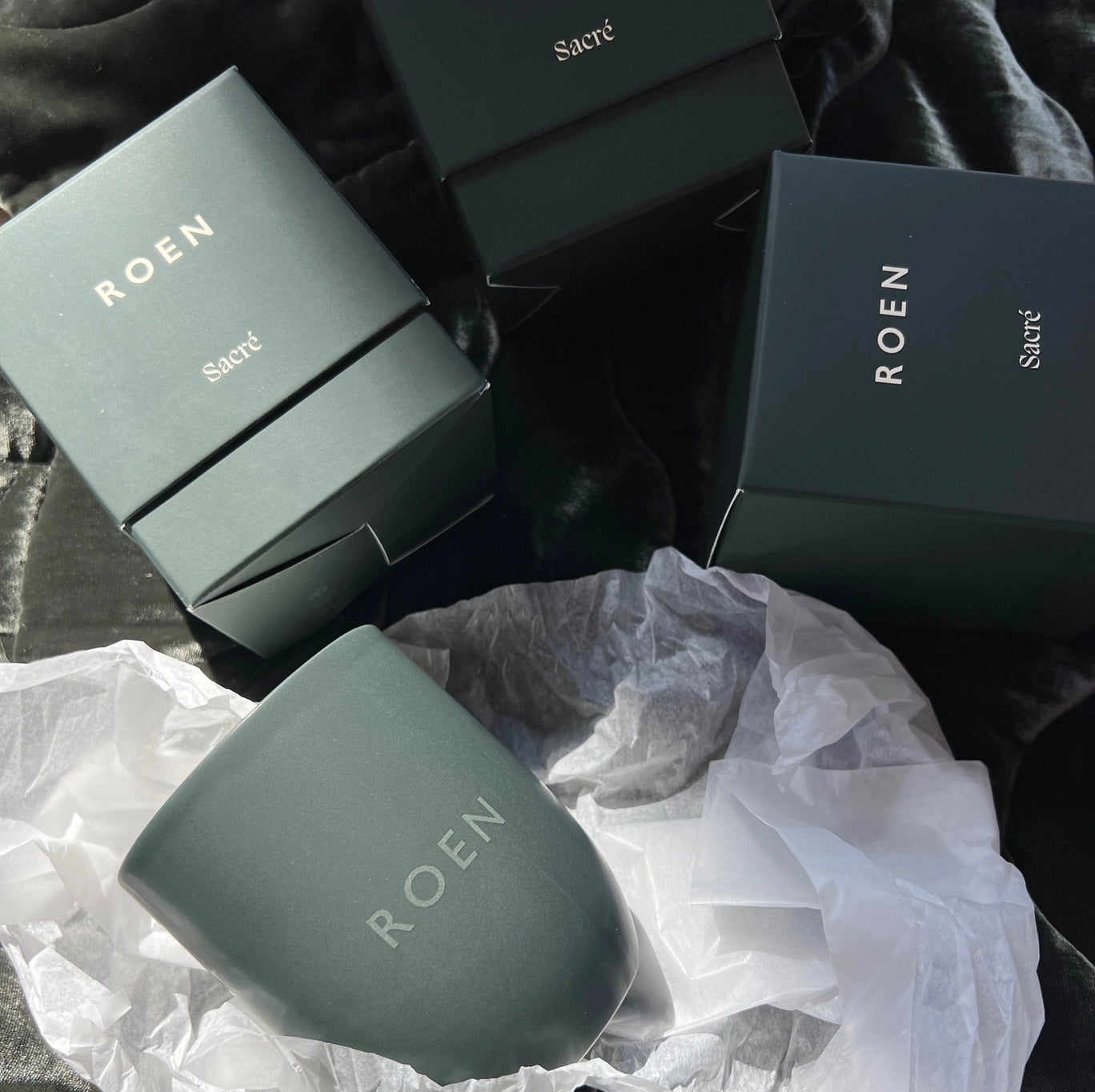 Sacre Holiday Candle