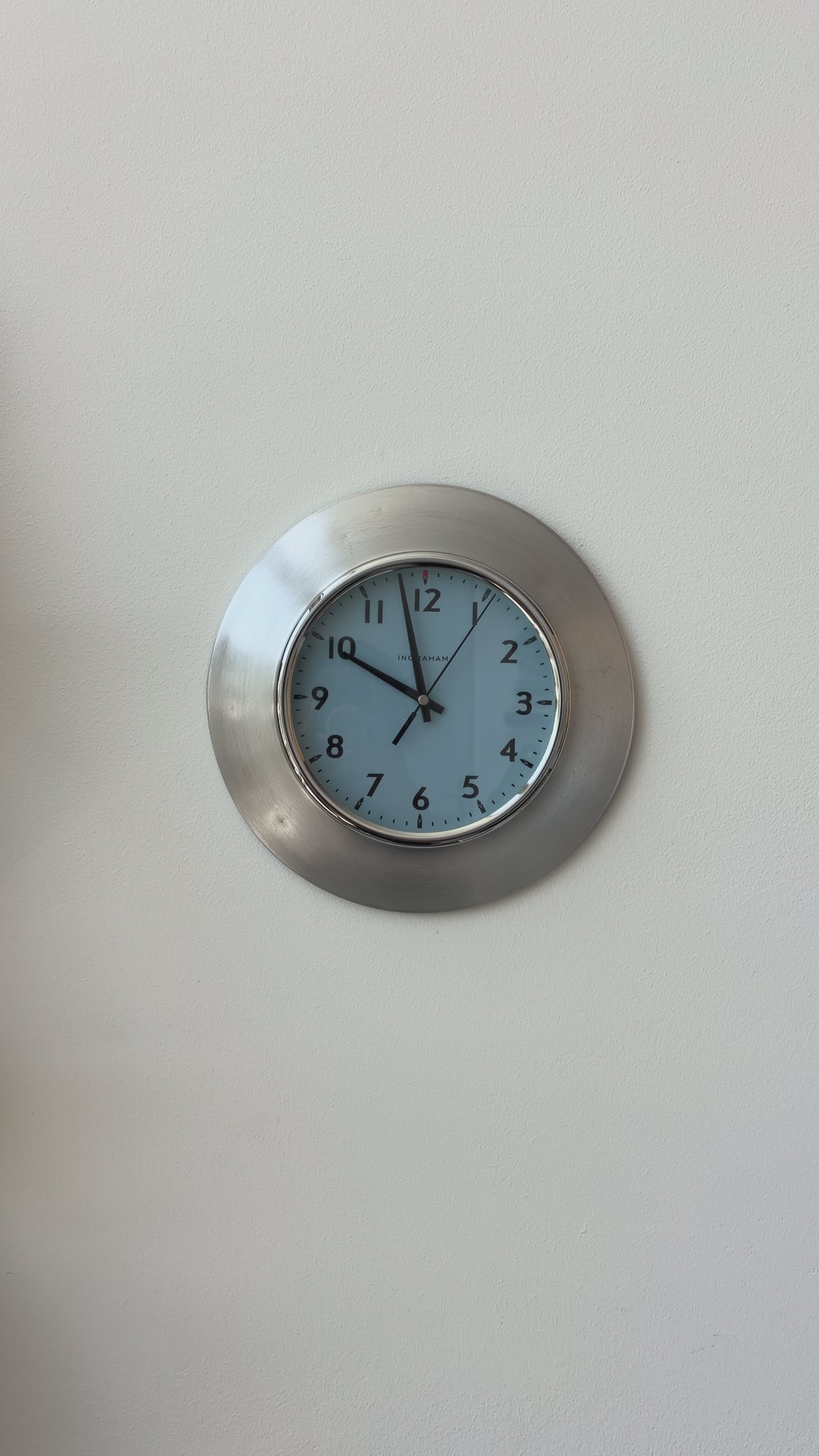 Inangraham Blue Clock